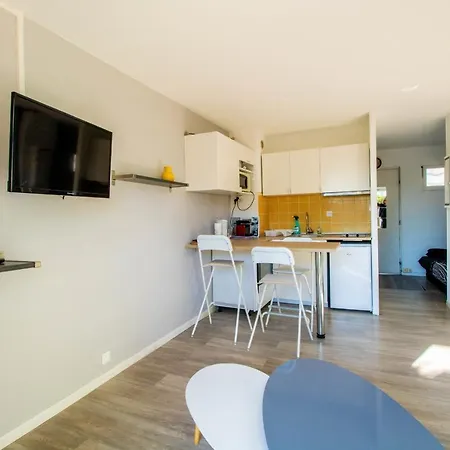 شقة Studio With Small Garden -